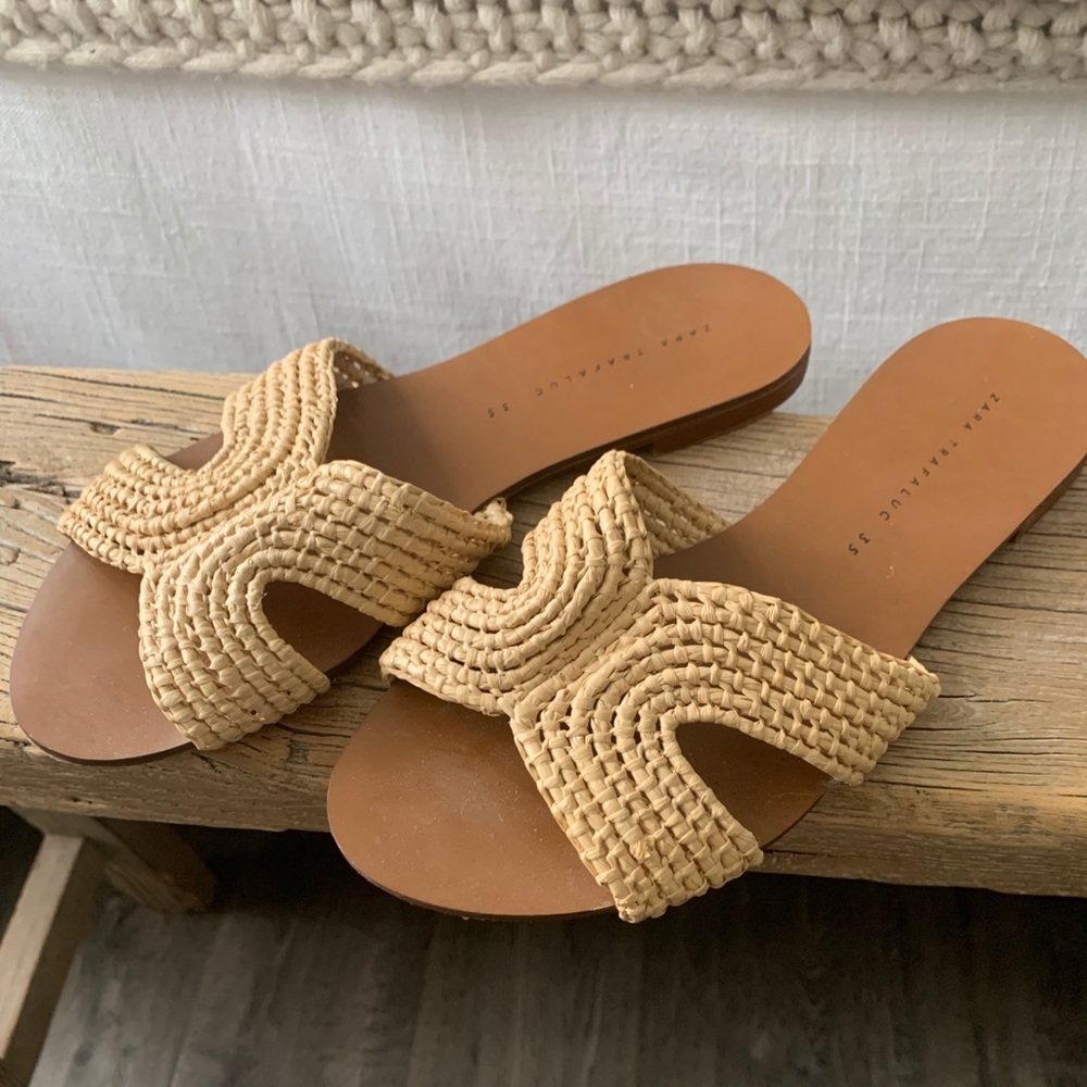 woven Zara sandals, only worn once look brand new